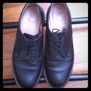 Men’s dress shoes